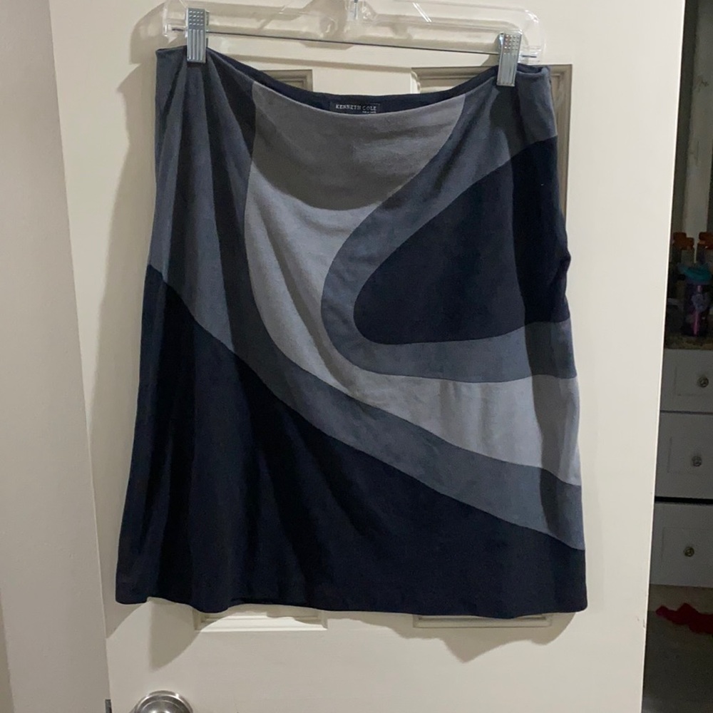 COPY - Vintage Kenneth Cole Black & Grey Swirl skirt